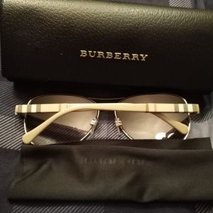 Women's Burberry sunglasses